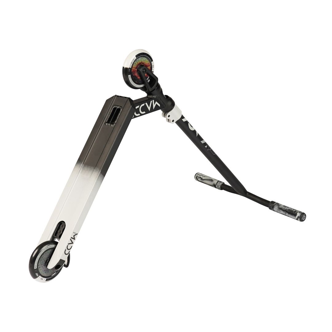 trotinette kick pro noire et grise