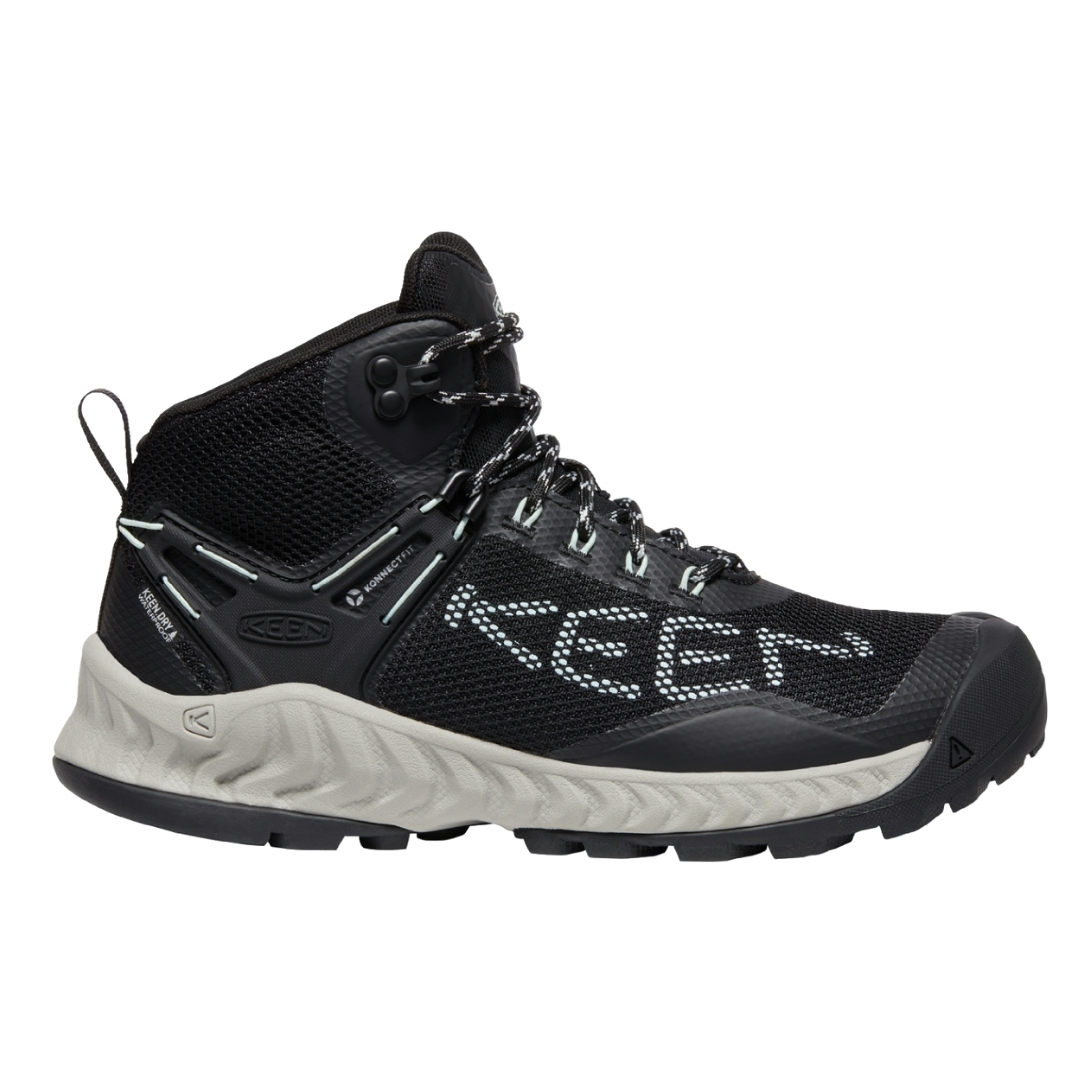 CHAUSSURE DE MARCHE KEEN NXIS EVO MID WP POUR femme couleur BLACK/BLUE GLASS vue du profil droit de la chaussure droite