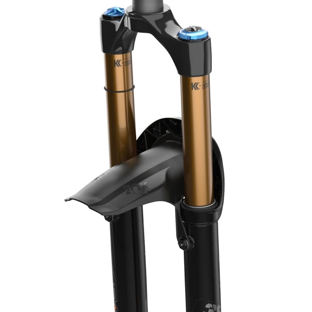 garde-boue Fox 36-38 standard couleur noir installé sur une fourche de vélo fox