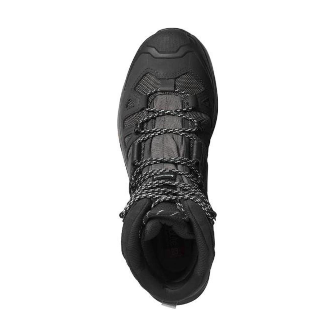 botte de randonnée Salomon Quest 4 gtx pour homme couleur black vu du dessus de la botte gauche