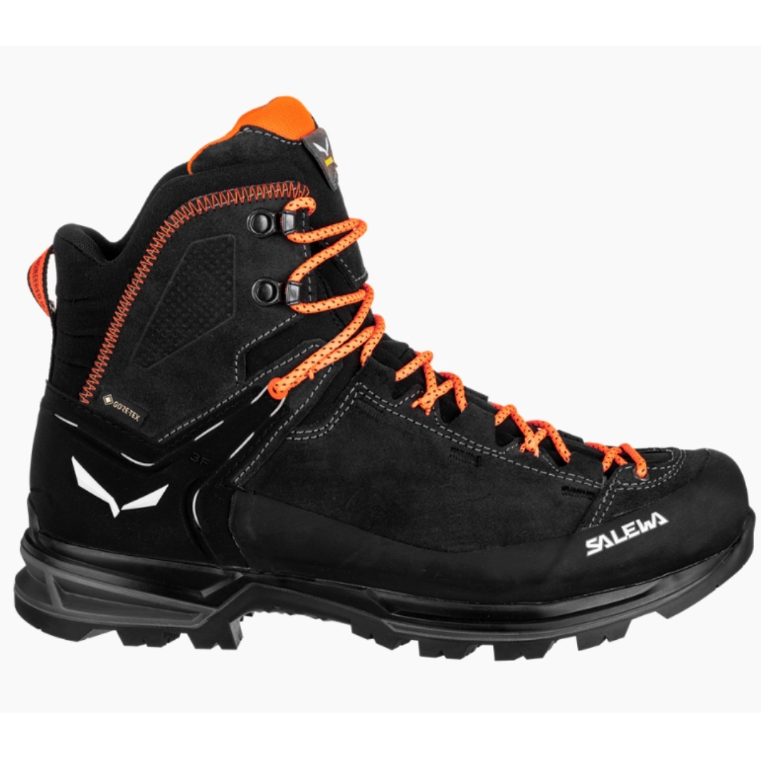 botte de randonnée salewa trainer 2 mid gtx pour homme couleur onyx/black vue du profil droit de la botte droite