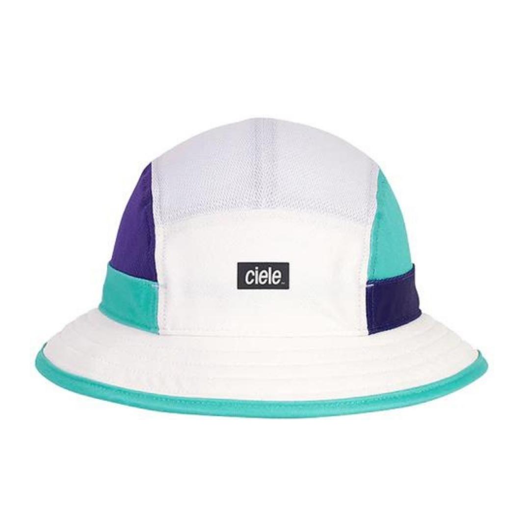 chapeau ciele athletics bucket hat standard small couleur Asymint vue de l'avant du chapeau avec écritaux ciele en petit au devant.