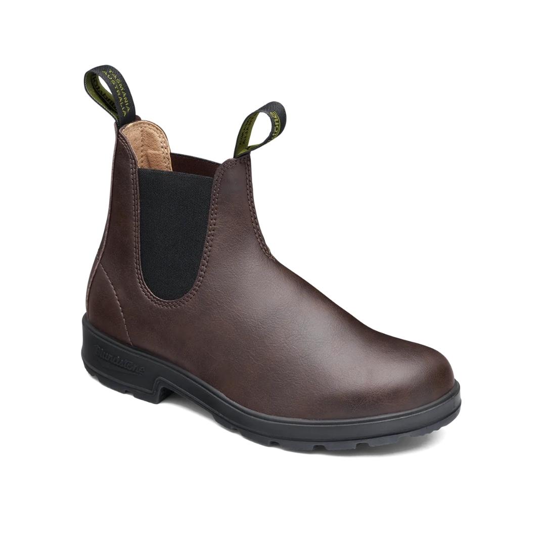 botte urbaine blundstone originale vegan couleur brun vue de la botte droite de profil/avant droit