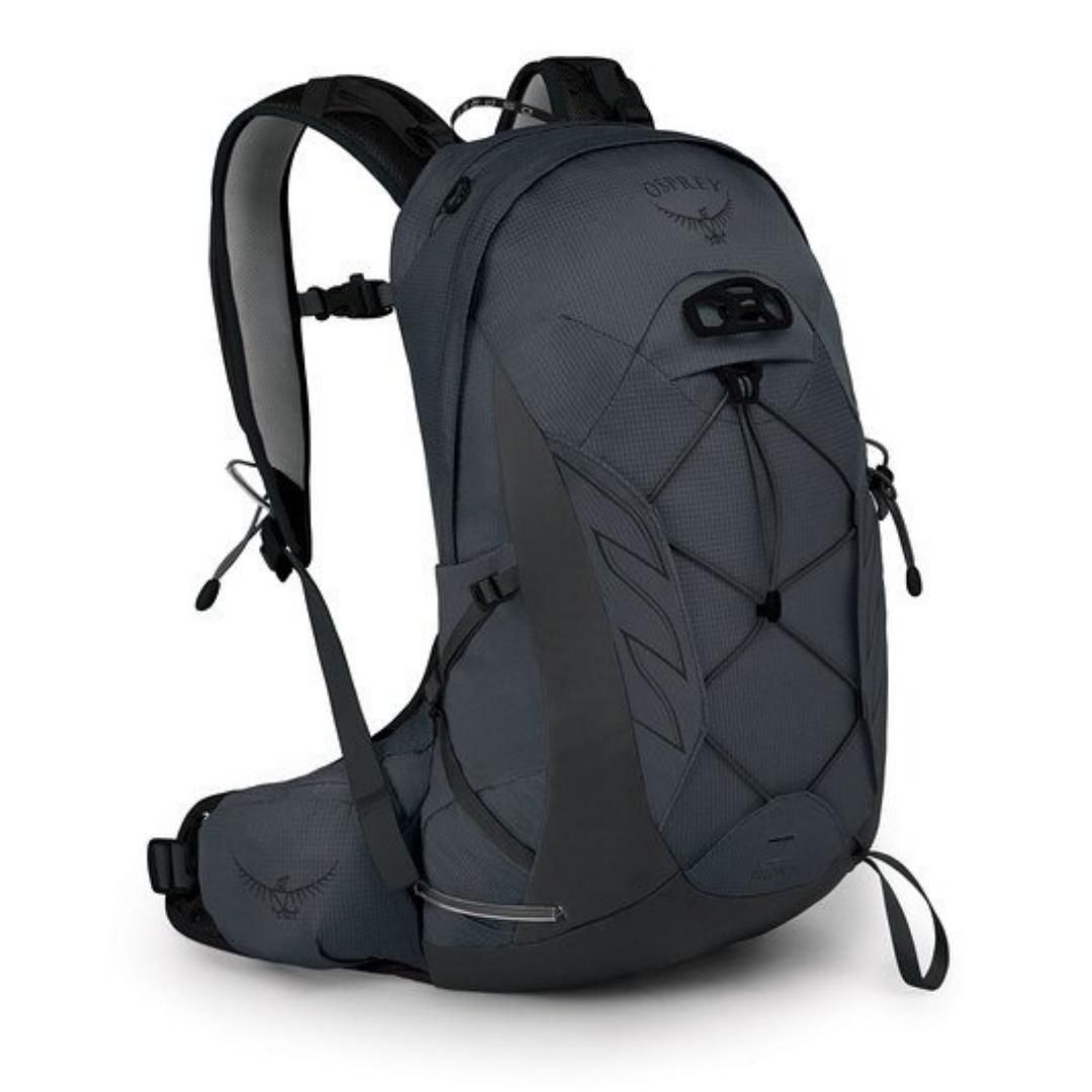 SAC À DOS OSPREY TALON 11 POUR HOMME COULEUR ECLIPSE GREY VU DE FACE DU SAC AVEC DISPOSITIF POUR FIXATION DE PIOLET