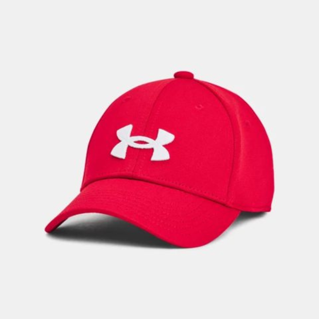 CASQUETTE UNDER ARMOUR UA BLITZING POUR GARÇON couleur 600-RED/WHITE vue de face corps de la casquette rouge avec logo brodé avant under armour en blanc visière pré-courbée visible