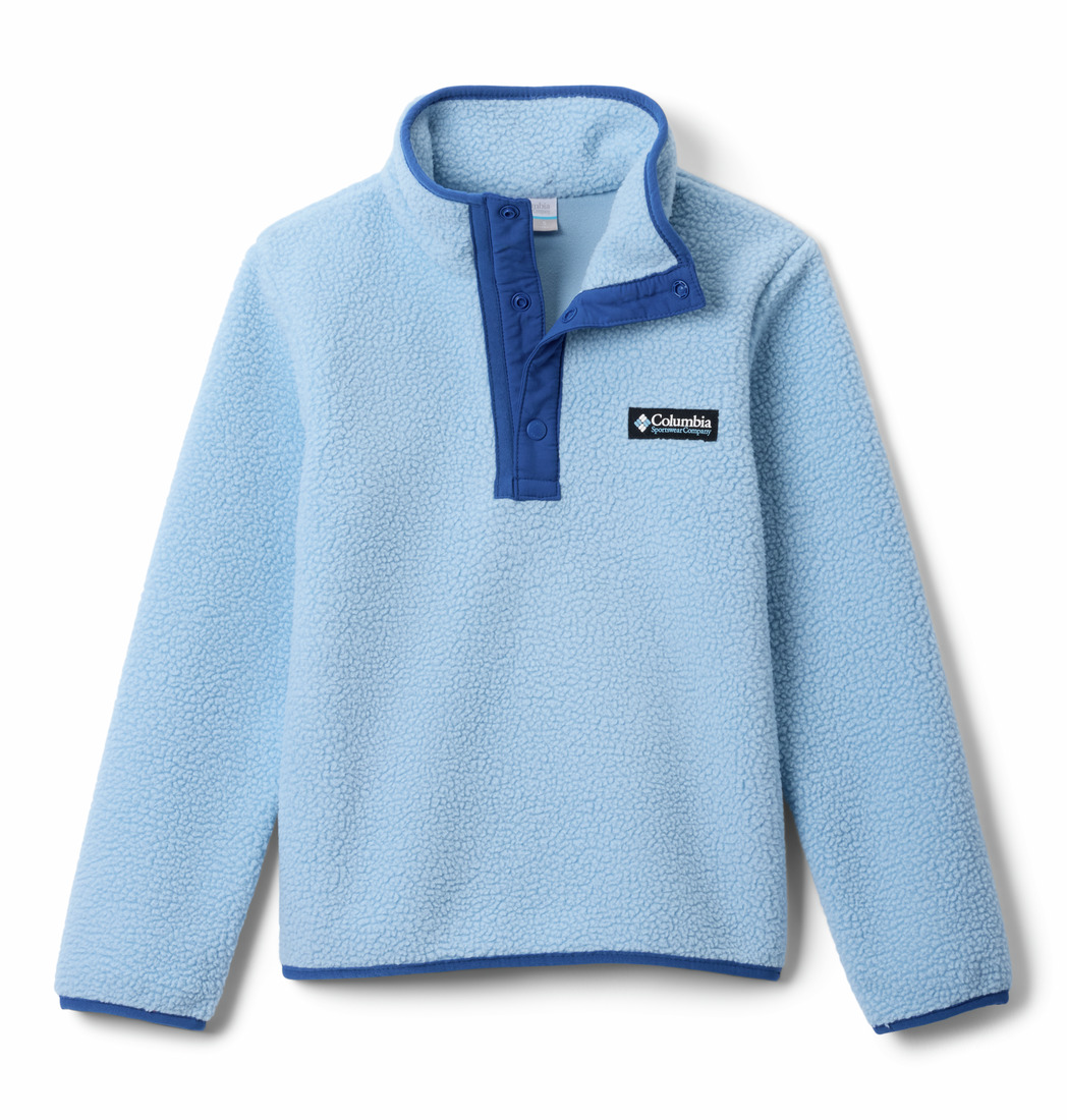 Pull en polaire bleu clair à manches longues et devant à demi-boutonnage. Il présente un col et une bordure bleu foncé ainsi qu'un patch logo Columbia sur la poitrine.