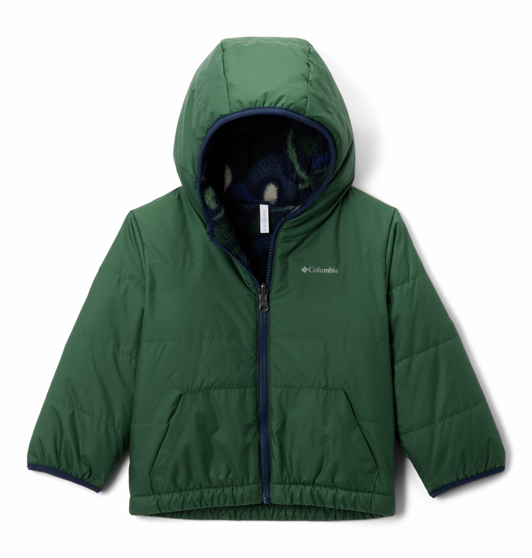 La veste Columbia DOUBLE TROUBLE III JACKET est une veste à capuche verte pour enfants avec une fermeture éclair sur le devant, deux poches latérales et une doublure bleu marine.