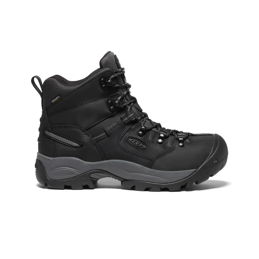 La BOTTE DE TRAVAIL KEEN UTILITY PITTSBURGH ENERGY 6" CSA POUR HOMME est présentée en noir avec une semelle robuste, un support de cheville, des orteils et un talon renforcés, et un devant à lacets, de profil gauche sur fond blanc.