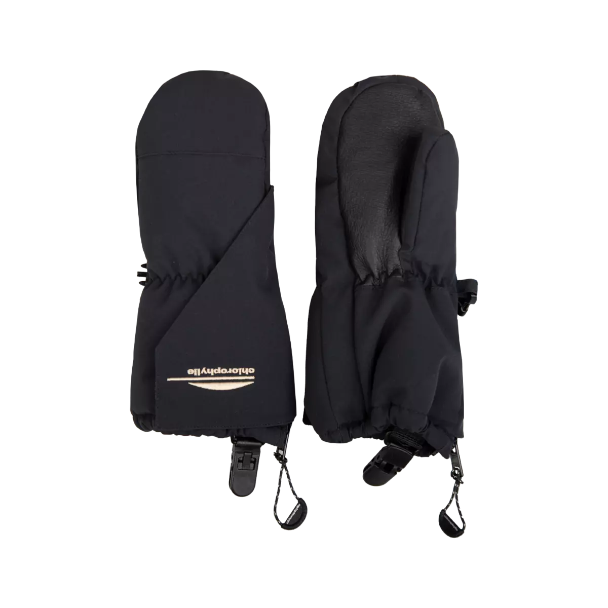 Une paire de moufles noires pour l'extérieur avec des sangles de poignet et des clips, montrées paume vers le haut et paume vers le bas, avec le logo Outdoor Research sur l'une des moufles.
