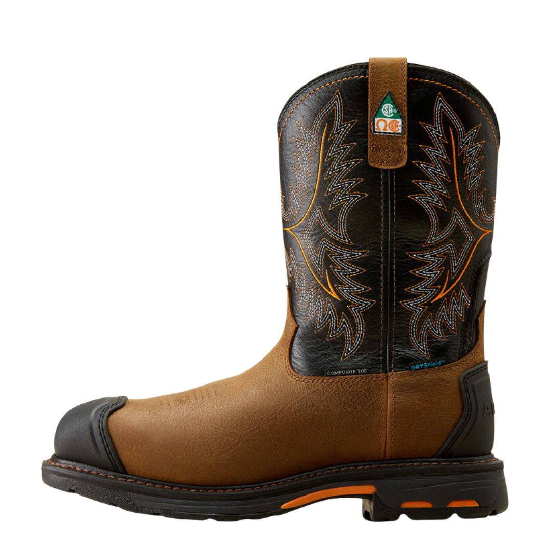 La WORKHOG XTR CSA W-SQUARE WP CP-WIDE est une botte de travail marron et noire dotée d'une tige cousue, d'un bout renforcé, d'accents orange, d'un symbole de sécurité sur la languette et d'une semelle extérieure durable et antidérapante.