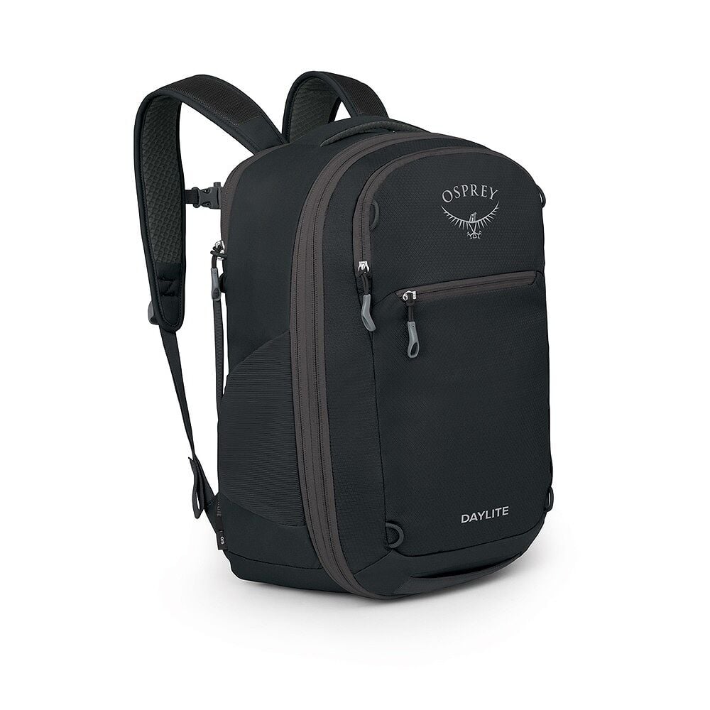 Sac à dos SAC DE VOYAGE OSPREY DAYLITE EXPANDABLE 26+6 noir avec deux compartiments principaux zippés, une poche frontale zippée, des bretelles rembourrées, une poignée supérieure et le logo Osprey sur la partie supérieure de l'avant.