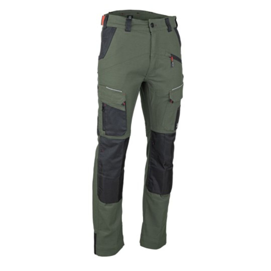Pantalon de travail vert avec renforts de genoux et poches noirs, plusieurs compartiments zippés, passants de ceinture et coupe ajustée, affiché sur un fond blanc.