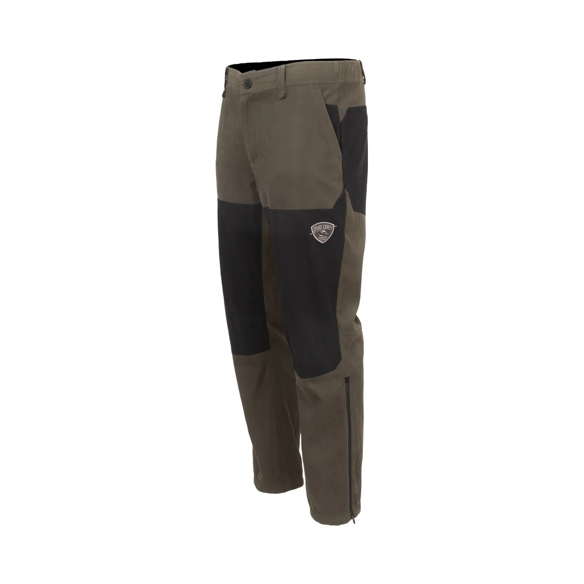 Le PANTALON DE CHASSE SPORTCHIEF ARMOR POUR HOMME se compose de empiècements marron et noirs, avec des renforts aux genoux, des poches avant, une taille à boutons et une fermeture à glissière au bas de la jambe. Le pantalon est présenté sur un fond blanc uni.