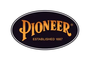 Le logo Pioneer présente le mot « PIONEER » en grandes lettres stylisées orange au-dessus du texte « ÉTABLI EN 1887 », le tout placé dans un ovale noir bordé de blanc.