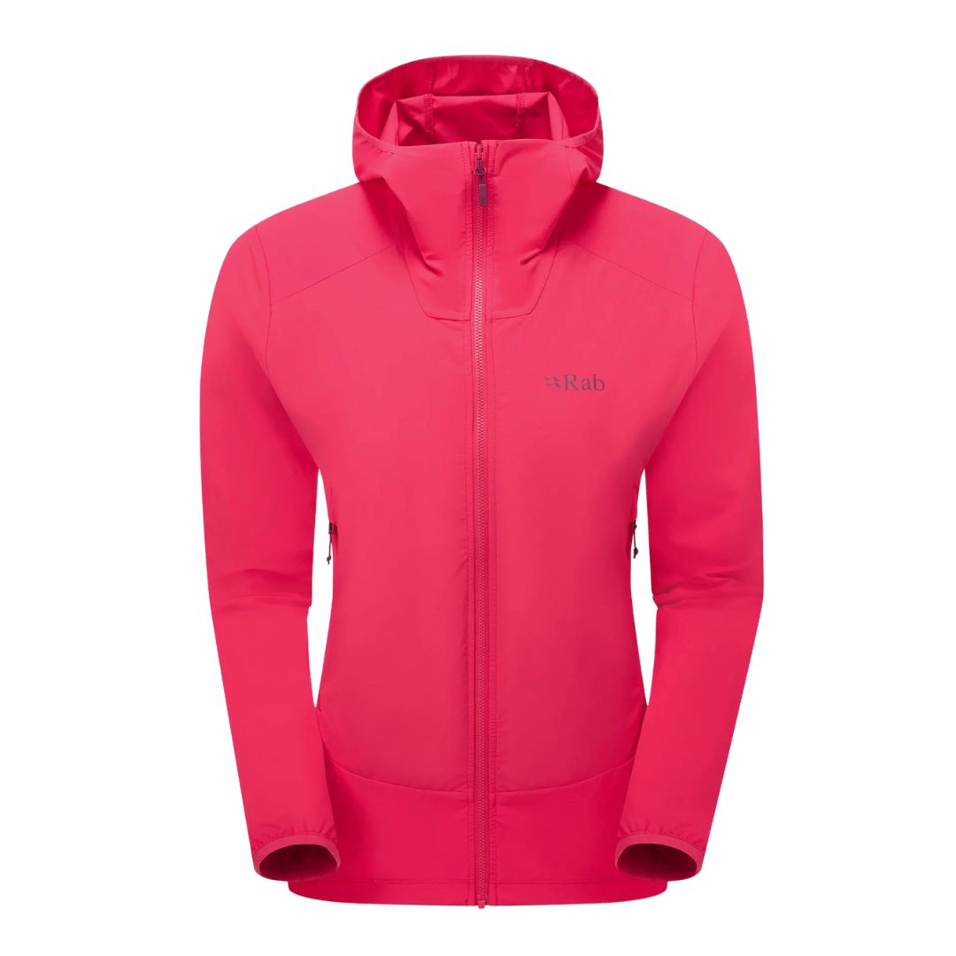 La BOREALIS HOODY WMNS est une veste à capuche rose vif dotée d'une fermeture à glissière sur tout le devant, de poches zippées et de la marque "Rab" sur la poitrine gauche, sur un fond blanc uni.