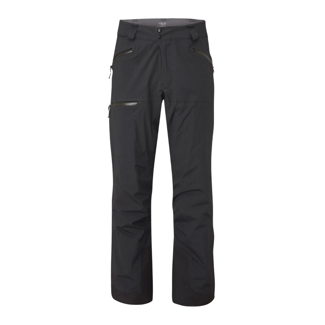 Pantalon imperméable noir avec plusieurs poches zippées, conçu pour les activités de plein air. Il est doté de sangles réglables à la taille et de coutures renforcées. Le matériau semble durable et résistant aux intempéries.