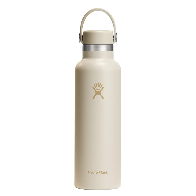 Une gourde Hydro Flask « STANDARD FLEX CAP » de 21 OZ, de couleur beige, dotée d'une poignée sur le couvercle et arborant le logo Hydro Flask sur le devant, le tout sur un fond blanc uni.