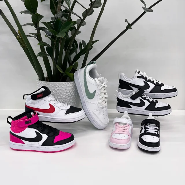 ✨ 𝗔𝗥𝗥𝗜𝗩𝗔𝗚𝗘 𝗡𝗜𝗞𝗘 👟

Nous avons reçus plusieurs nouveautés dans la chaussure Nike, il y en a pour toute la famille!

Disponibles en ligne et en magasin!
→ (Linktree en bio)