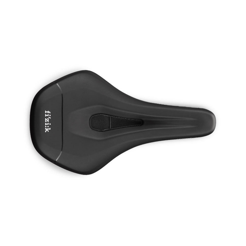 Vue de dessus d'une selle de vélo Fizik noire au design épuré. La selle porte le logo Fizik en blanc sur la partie arrière et présente une découpe centrale pour un confort et un soutien améliorés.