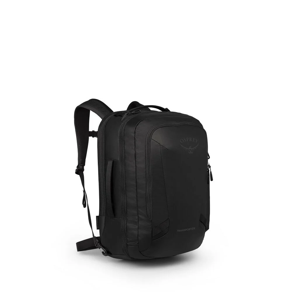 Un sac à dos de voyage Osprey TRANSPORTER TRAVEL PACK 36 noir avec des bretelles rembourrées, de multiples compartiments et un design moderne et élégant, positionné à la verticale sur un fond blanc uni.
