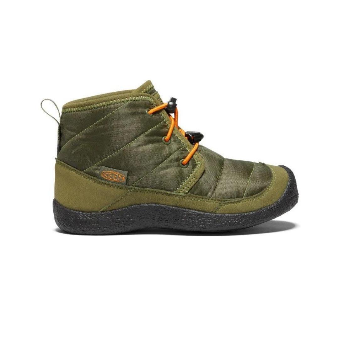 BOTTE ISOLÉE IMPERMÉABLE KEEN HOWSER II CHUKKA POUR ENFANT couleur CAPULET OLIVE/RUSSET ORANGE vue de la botte verte olive, orange et noire de profil droit