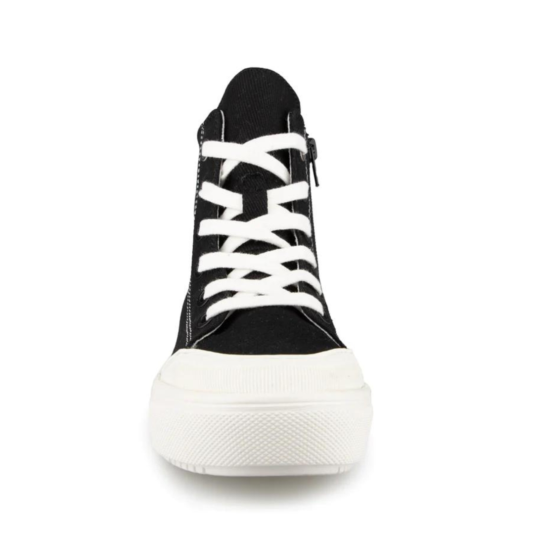 CHAUSSURE URBAINE ALBERTO OWEN POUR FEMME couleur noir vu de la chaussure droite de face corps du soulier noir, lacet blanc, semelle d'usure blanche, couture blanche sur le soulier noir, on voir le curseur de la fermeture éclair côté intérieur