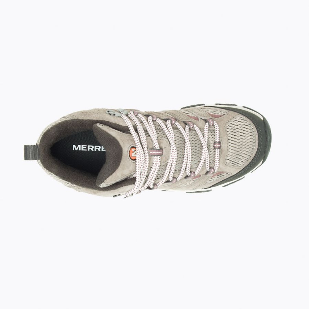 BOTTE DE RANDONNÉE MERRELL MOAB 3 MID IMPERMÉABLE POUR FEMME couleur falcon vue de la botte droite de couleur beige avec détails vieux roses du dessus