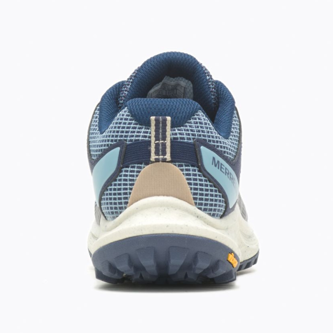 CHAUSSURE DE COURSE SUR SENTIER MERRELL ANTORA 3 POUR FEMME couleur sea vue de la chaussure droite de couleur bleu marine, bleu ciel et blanc de l'arrière