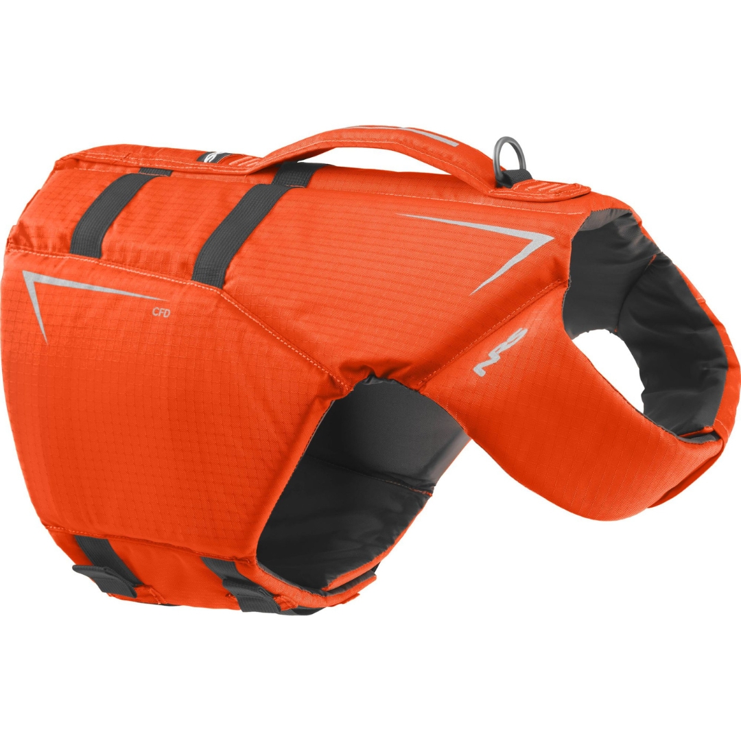 VESTE DE FLOTTAISON NRS CFD DOG LIFE JACKET POUR CHIEN COULEUR ORANGE VUE DE LA VESTE ORANGE FLASH ET GRISE DE PROFIL DROIT