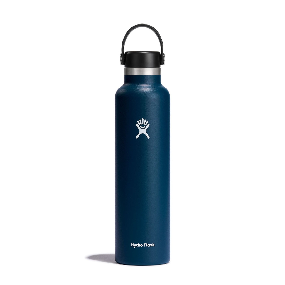 BOUTEILLE ISOTHERME HYDRO FLASK STANDARD MOUTH 24 OZ couleur indigo vue de la bouteille bleue marine de face