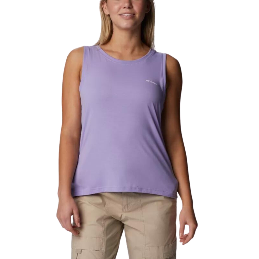 CAMISOLE EN TRICOT COLUMBIA ANYTIME POUR FEMME couleur 536-FROSTED PURPLE vue de la camisole lilas portée par une femme vue de face