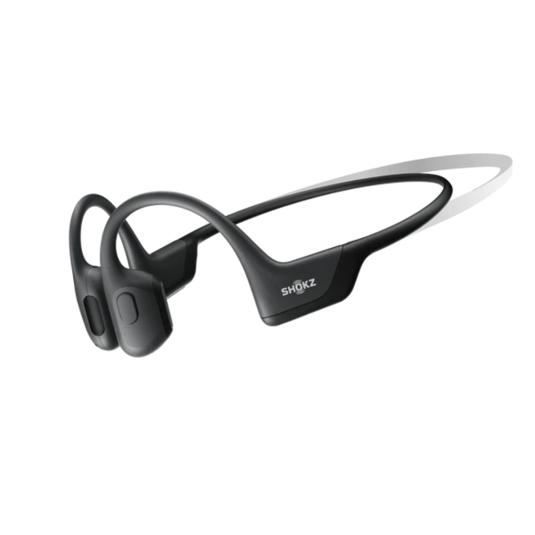 ÉCOUTEUR SHOKZ OPEN RUN PRO MINI couleur black utilisé par une femme vu de profi lgauhe