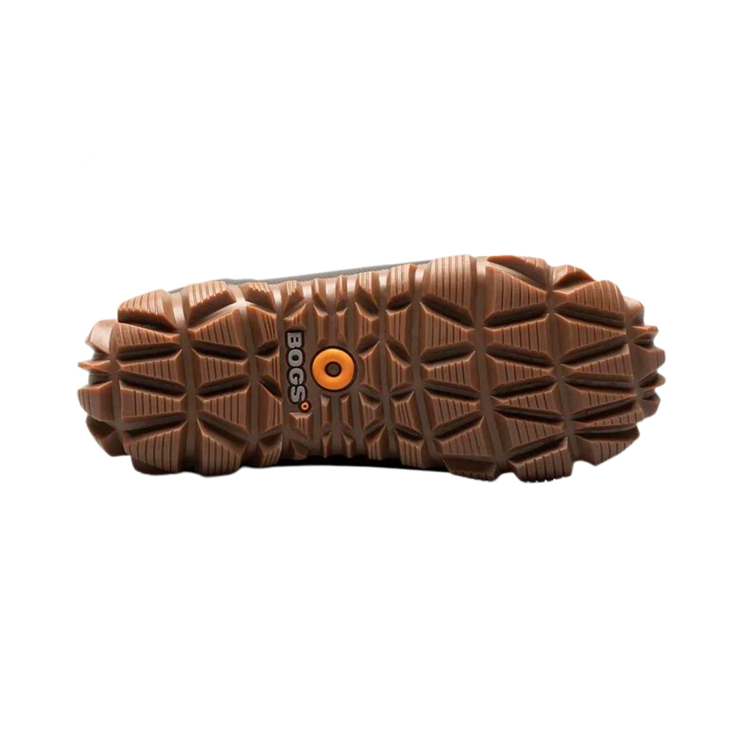 BOTTE D'HIVER BOGS WHITEOUT FADED POUR FEMME couleur 001-black vu de la botte droite de couleur noire avec semelle couleur gum vu de la semelle d'usure