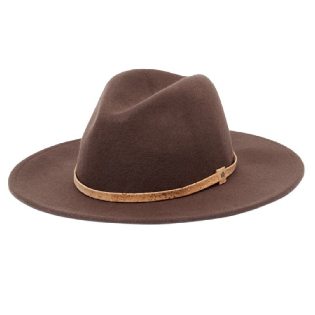 chapeau festival tentree POUR FEMME couleur Chocolate Brown vu du chapeau brun de profil avant gauche