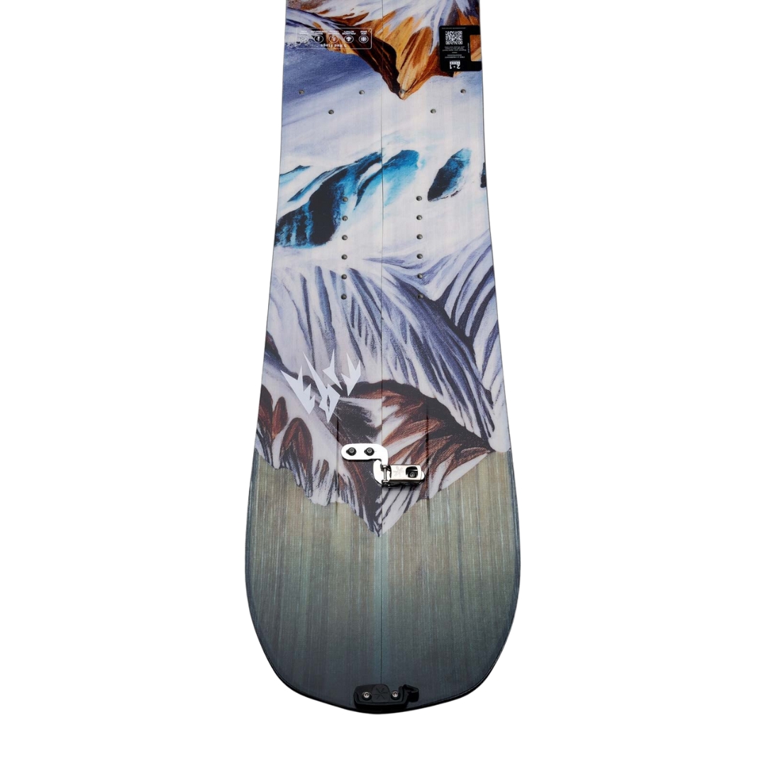 SPLITBOARD JONES DREAM WEAVER POUR FEMME VUE DE LA PLANCHE AVEC GRAPHIQUE DE MONTAGNE GRIS PLAN SUR LA POINTE