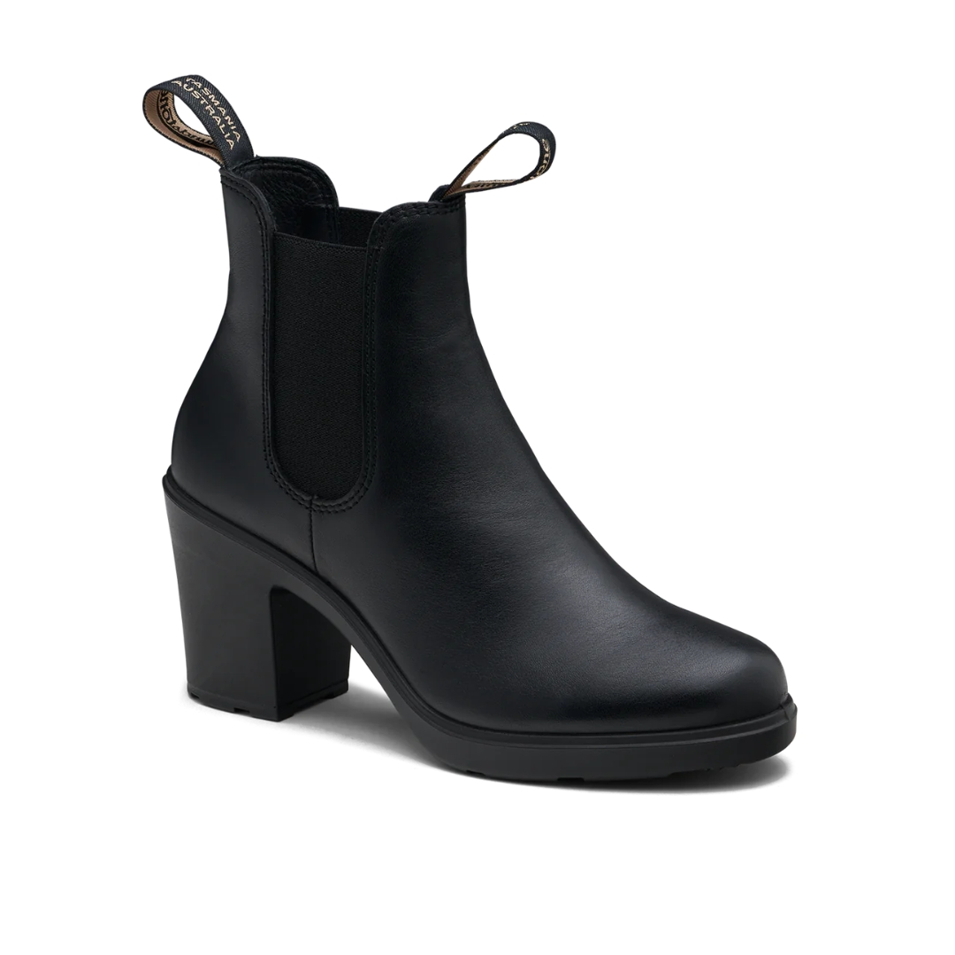 BOTTE URBAINE BLUNDSTONE 2365 NOIR À TALON HAUT POUR FEMME couleur noir vu de la botte noire de profil avant droit