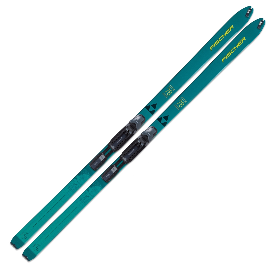 SKI DE FOND FISCHER TRAVERSE 78 CROWN/SKIN XTRALITE vu des skis du dessus