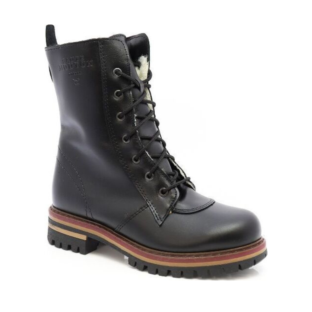 BOTTE D'HIVER SAUTE MOUTON LISETTE POUR FEMME couleur noir vu de la botte noire avec semelle noire beige et rouge de profil avant droit