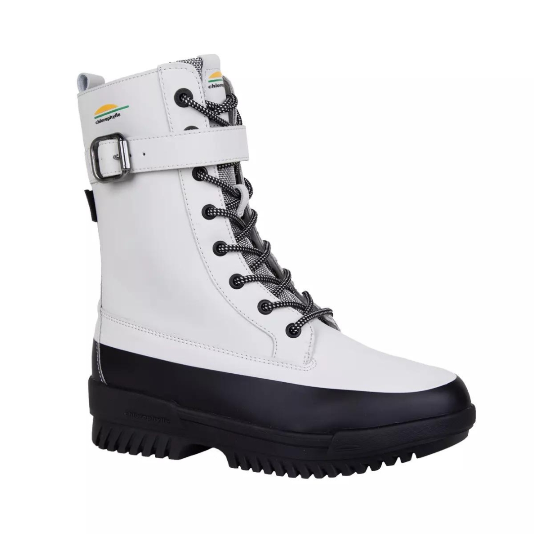BOTTE D'HIVER CHLOROPHYLLE AUBREE POUR FEMME COULEUR GRIS VUE DE LA BOTTE GRISE TRÈS PALE ET NOIRE DE PROFIL AVANT DROIT