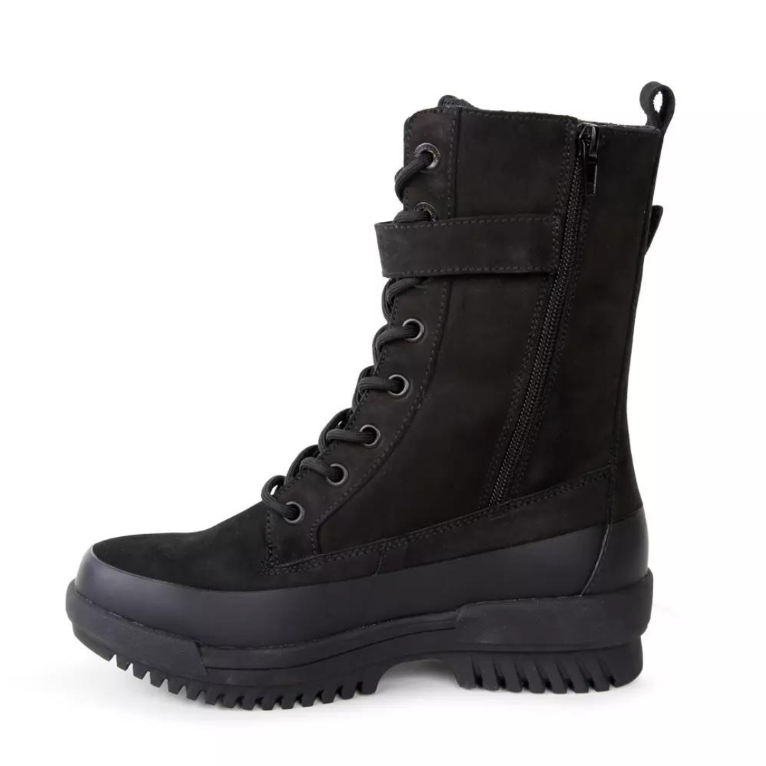 BOTTE D'HIVER CHLOROPHYLLE AUBREE POUR FEMME COULEUR NOIR VUE DE LA BOTTE NOIRE DE PROFIL GAUCHE