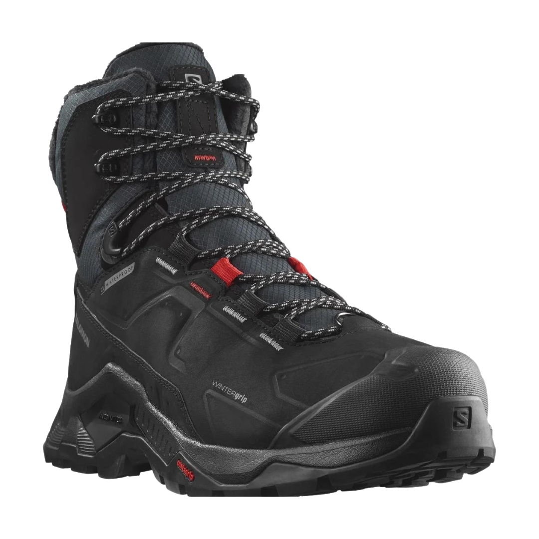 BOTTE D'HIVER IMPERMÉABLE SALOMON QUEST WINTER THINSULATE CLIMASALOON POUR HOMME couleur Black / Goji Berry / Monument vue de la botte noire et grise à détails rouge de profil avant droit