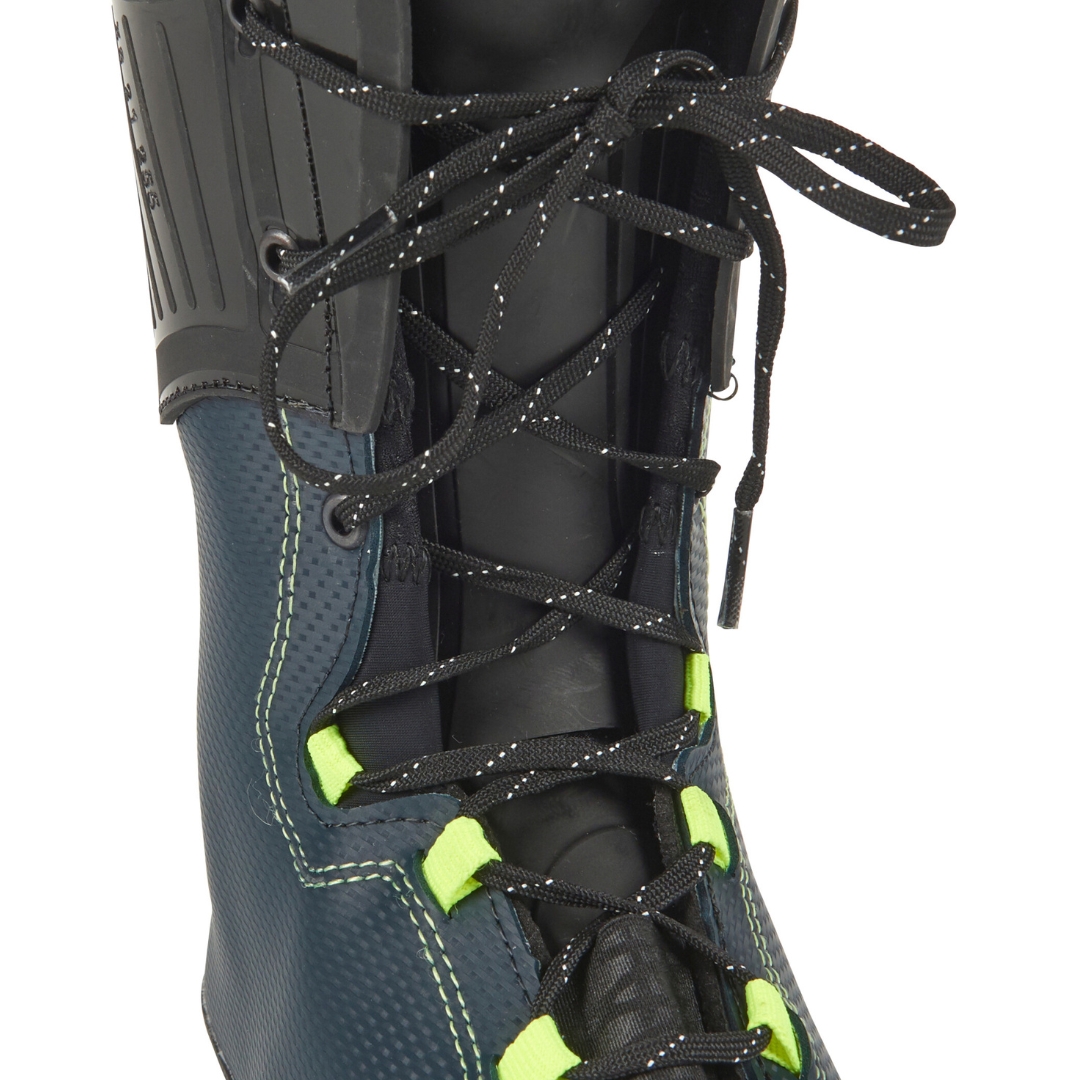 BOTTE DE SKI ALPIN FISCHER TRAVERS GR WS POUR FEMME VUE DE LA DOUBLURE À LACET