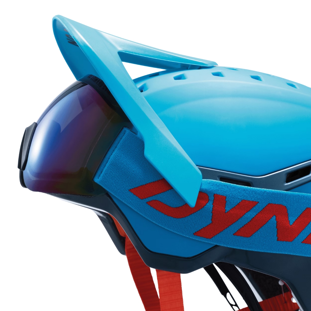 CASQUE DE SKI DE RANDONNÉE DYNAFIT TLT POUR ADULTE vue ne gros plan sur la visière du casque de profil gauche