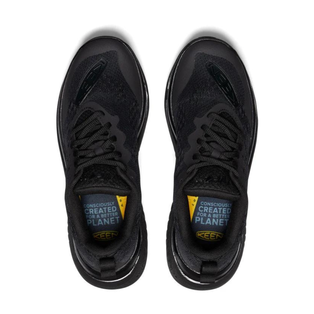 CHAUSSURE DE MARCHE KEEN WK400 POUR FEMME COULEUR TRIPLE BLACK VUE DES CHAUSSURE ENTIÈREMENT NOIRE DU DESSUS