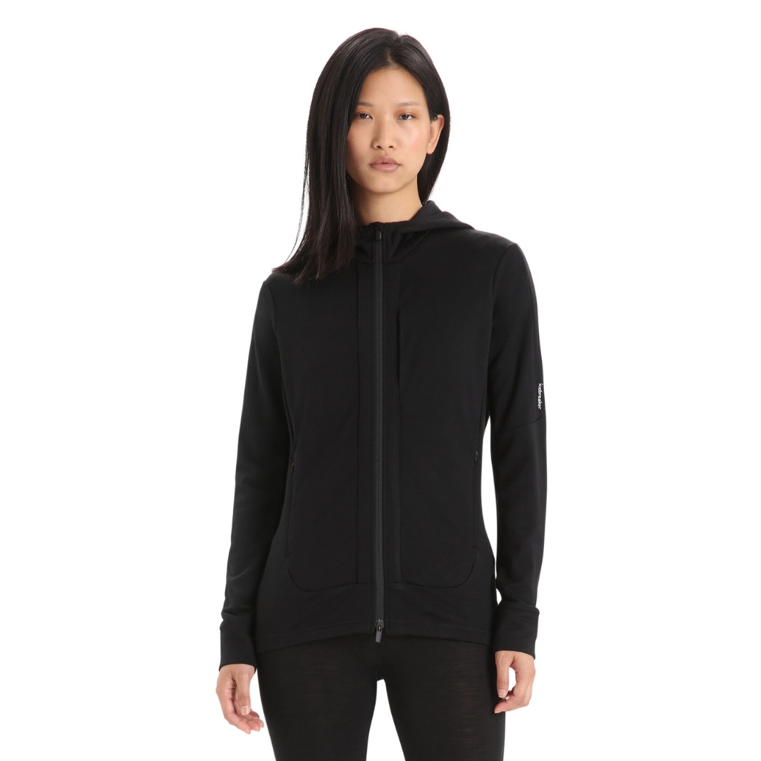 CHANDAIL À CAPUCHE ICEBREAKER QUANTUM III À FERMETURE À GLISSIÈRE POUR femme couleur 001-BLACK vu du chandail noir porté par une femme vue de la tête aux cuisses de face