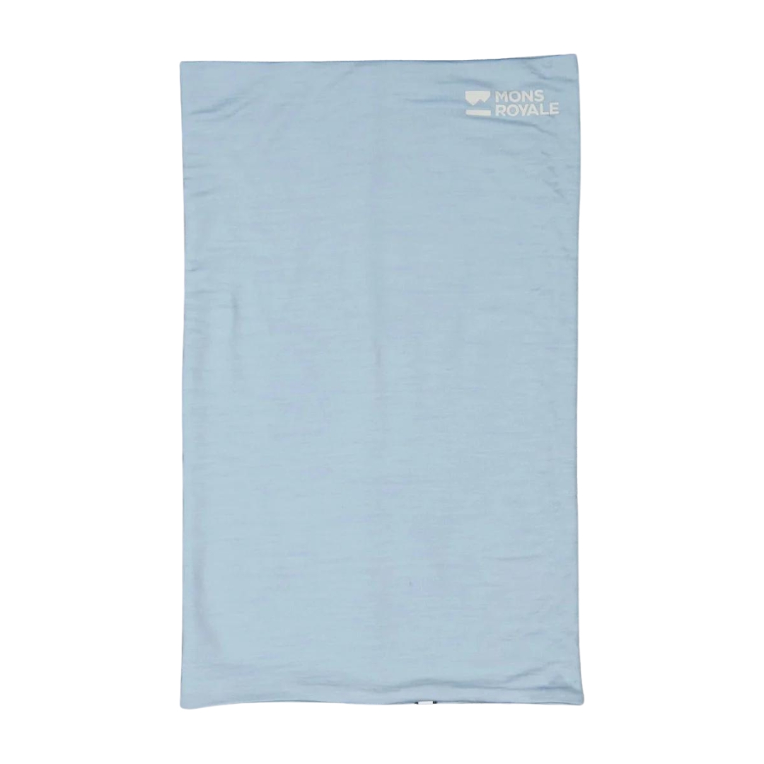 CACHE COU EN MÉRINO MONS ROYALE DOUBLE UP POUR ADULTE couleur BLUE SILT vu du cache cou bleu pale de face et étiré sur la longueur