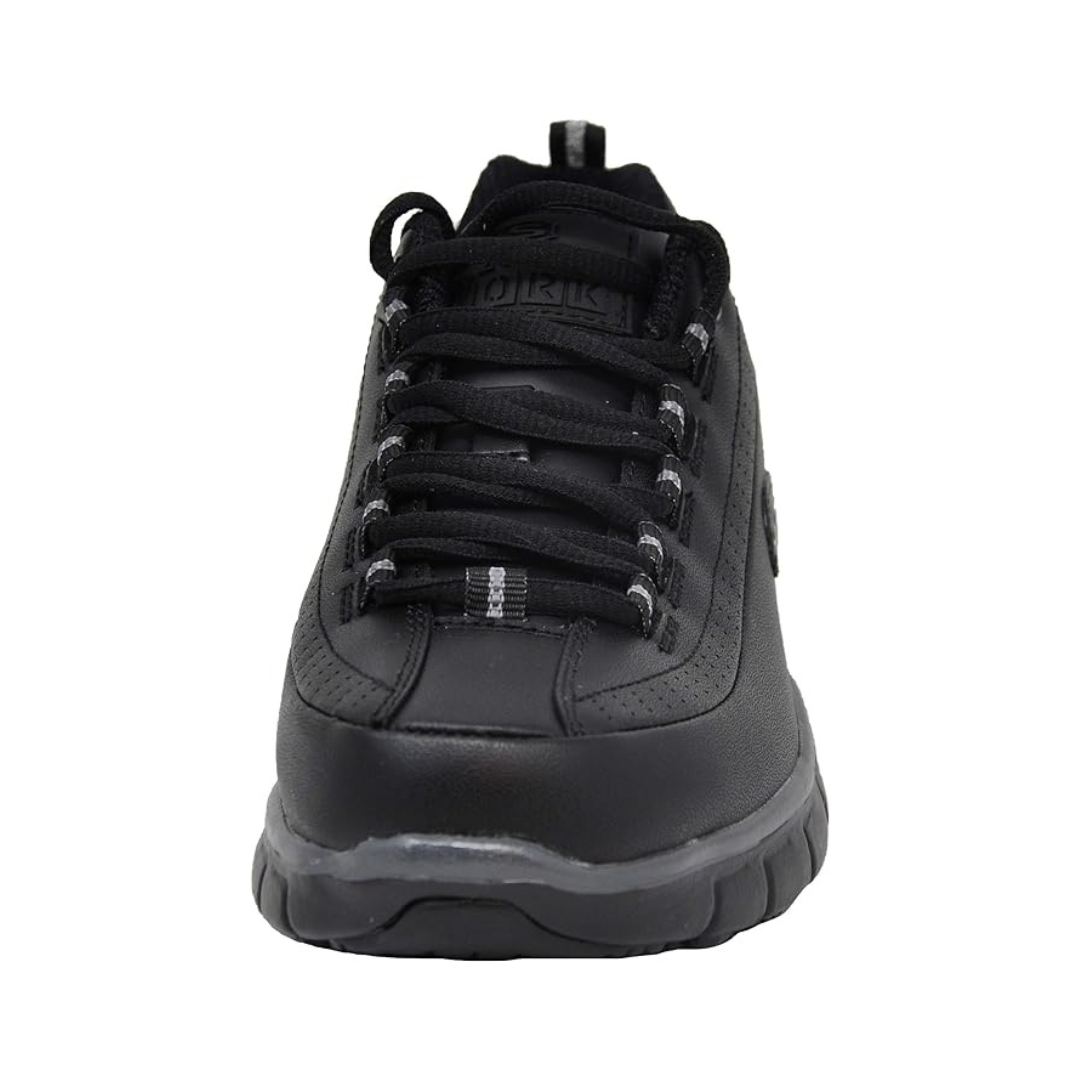 CHAUSSURE ANTIDÉRAPANTE SKECHERS SURE TRACK TRICKEL POUR FEMME couleur noir vu de la chaussure noire de face