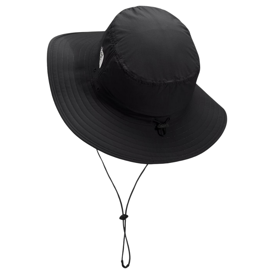 CHAPEAU THE NORTH FACE HORIZON BREEZE BRIMER POUR ADULTE COULEUR jk3-BLACK VU DU CHAPEAU NOIR LETTRÉ BLANC DE PROFIL ARRIÈRE