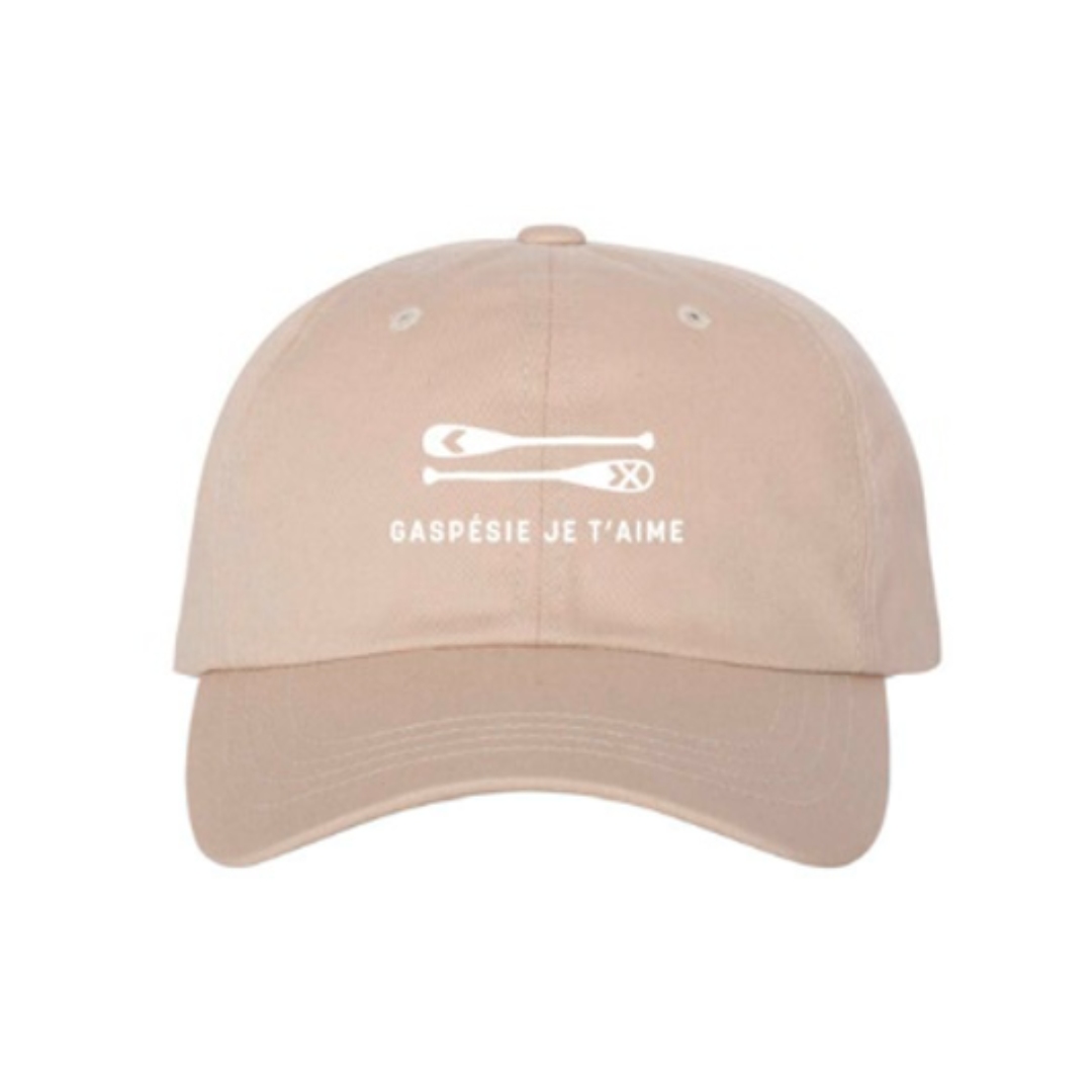 CASQUETTE NON-STRUCTURÉE GASPÉSIE JE T’AIME LOGO PAGAIES couleur pierre vue de la casquette rose pale cendré de face