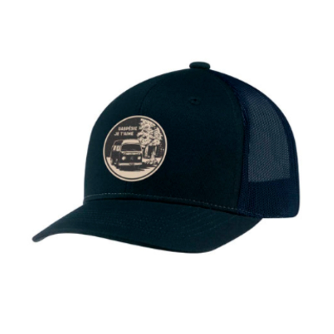 CASQUETTE AVEC FILET GASPÉSIE JE T'AIME LOGO WESTFALIA POUR JUNIOR couleur marine filet marine vue de la casquette bleue marine de profil avant gauche